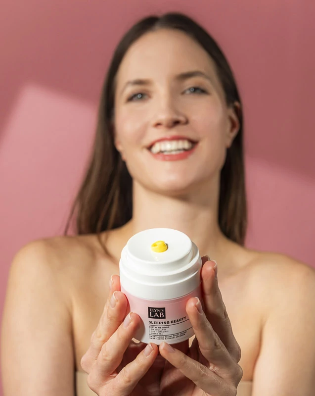 sleeping-beauty-retinal-anti-aging-hidratalo-arckrem